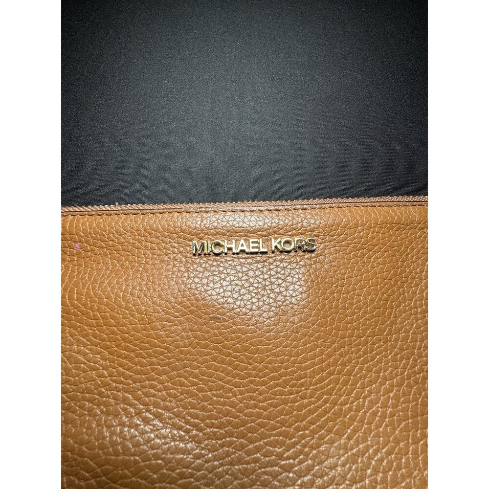 MICHAEL KORS JET SET  Zip Clutch Wristlet Light Brown Tan PEBBLED LEATHER 10" - Picture 3 of 12